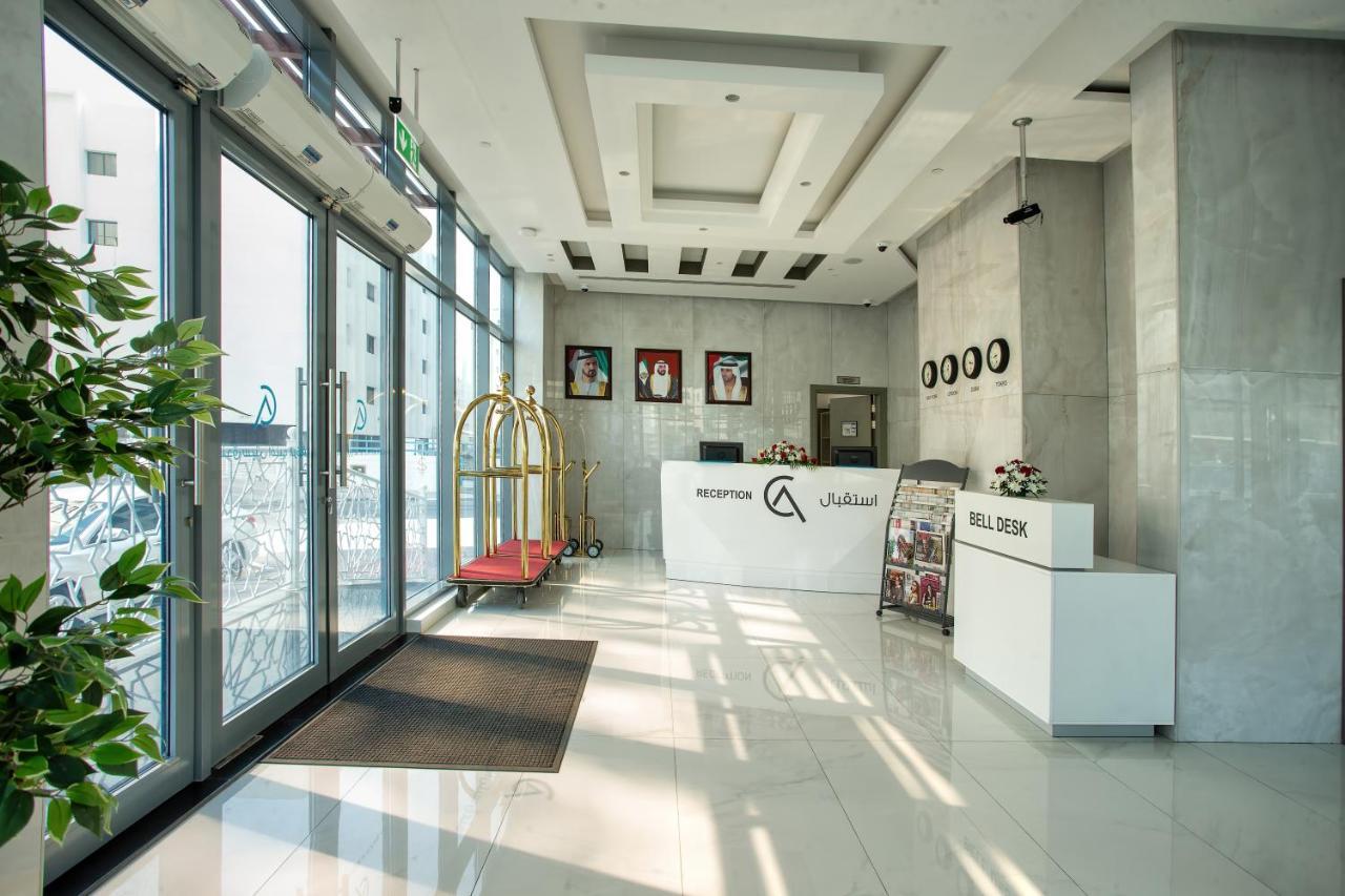 City Avenue Al Reqqa Hotel Дубай Екстериор снимка
