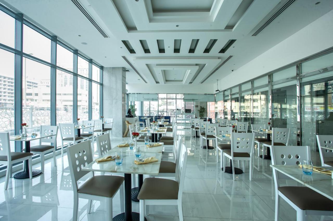 City Avenue Al Reqqa Hotel Дубай Екстериор снимка