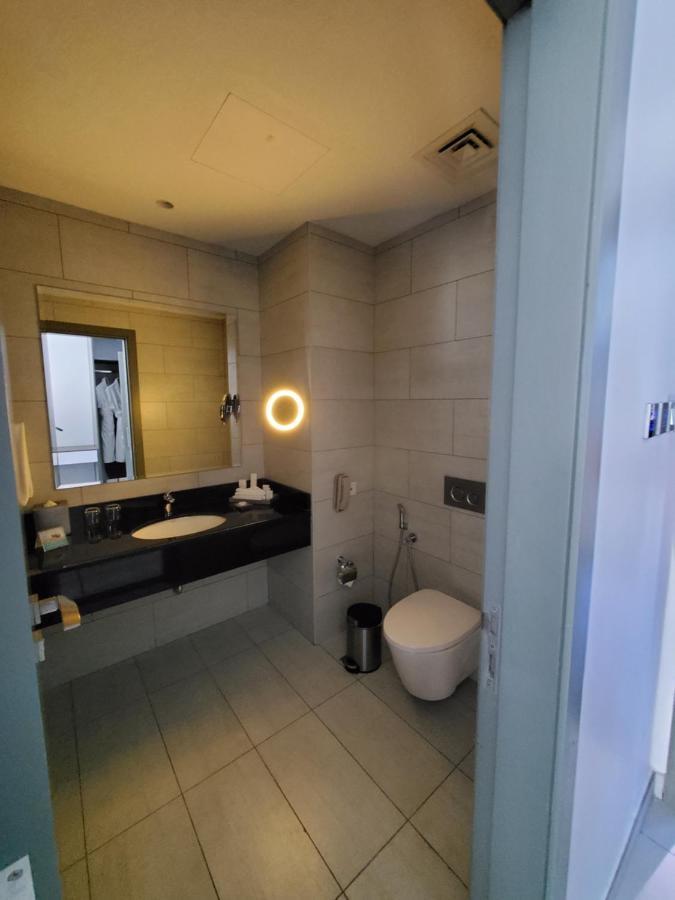 City Avenue Al Reqqa Hotel Дубай Екстериор снимка